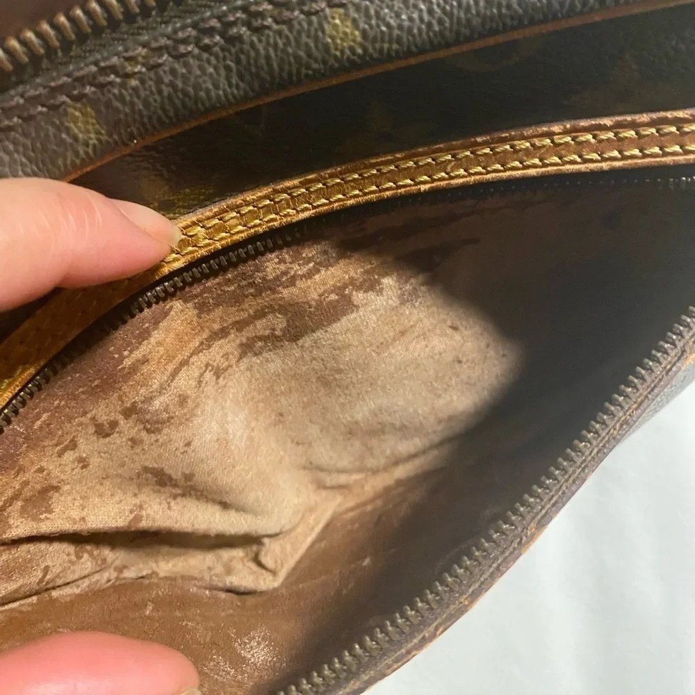 LOUIS VUITTON MARLY DRAGONNE GM CLUCTH BAG PURSE MONOGRAM M51825 TH8901 112761